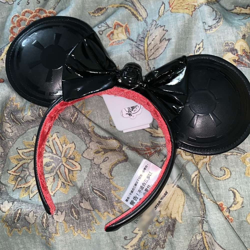 Nwt Star Wars Disney headband